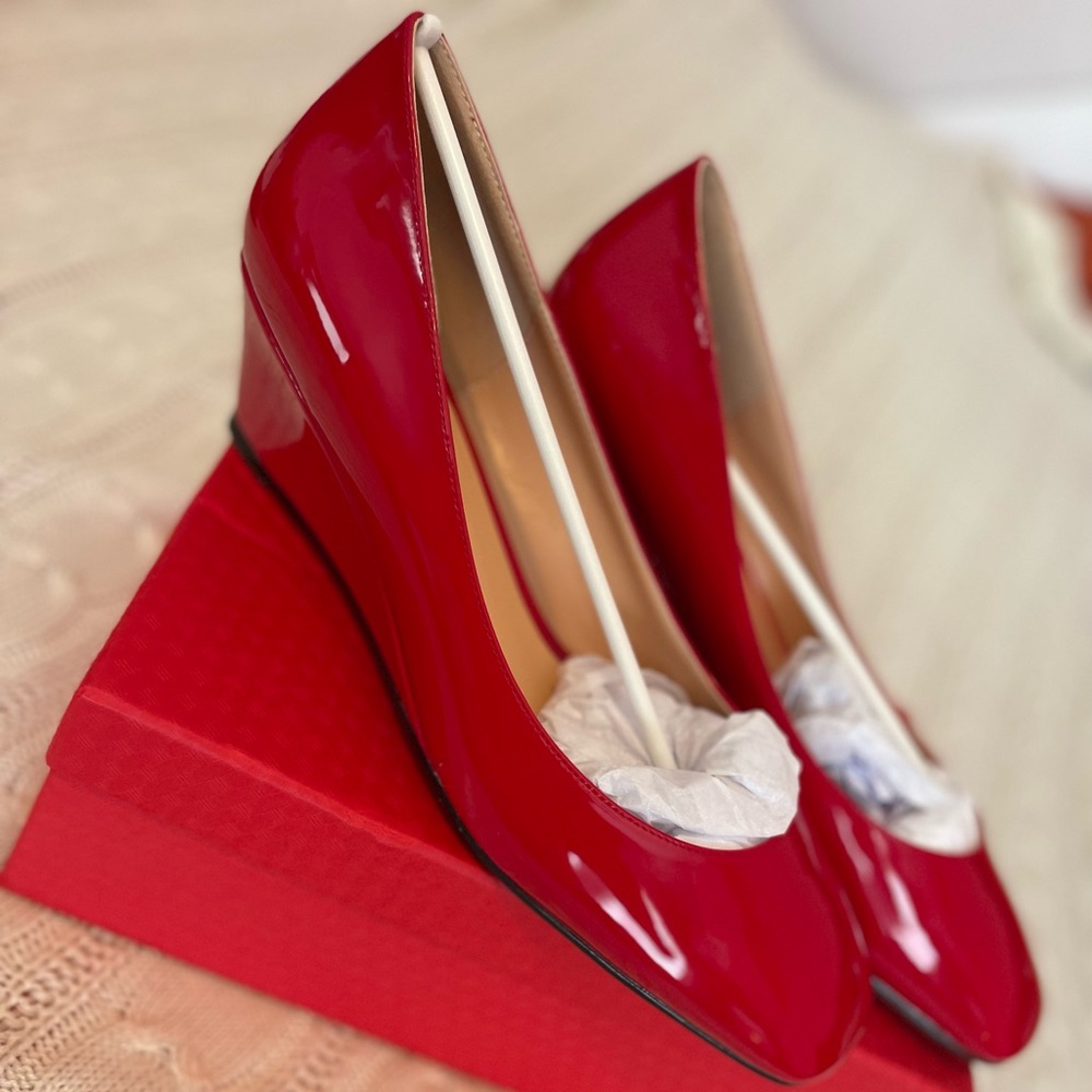 Brand New! Size: 11.5 Women's Patent Leather Square Toe Wedge Pumps 2 Inch (Red)